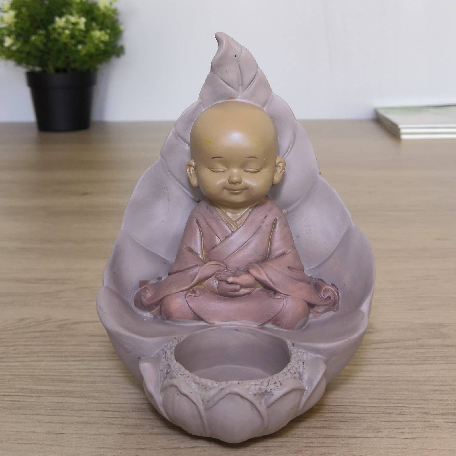 Buddha - tuikkukynttiläpidike