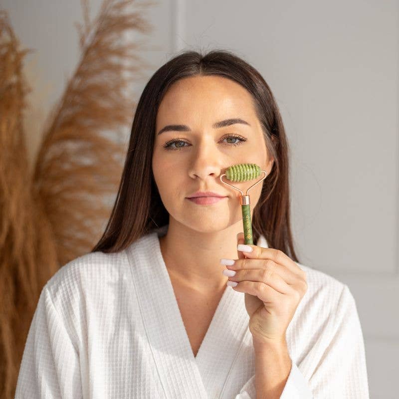 Jade Gua Sha -hierontarulla