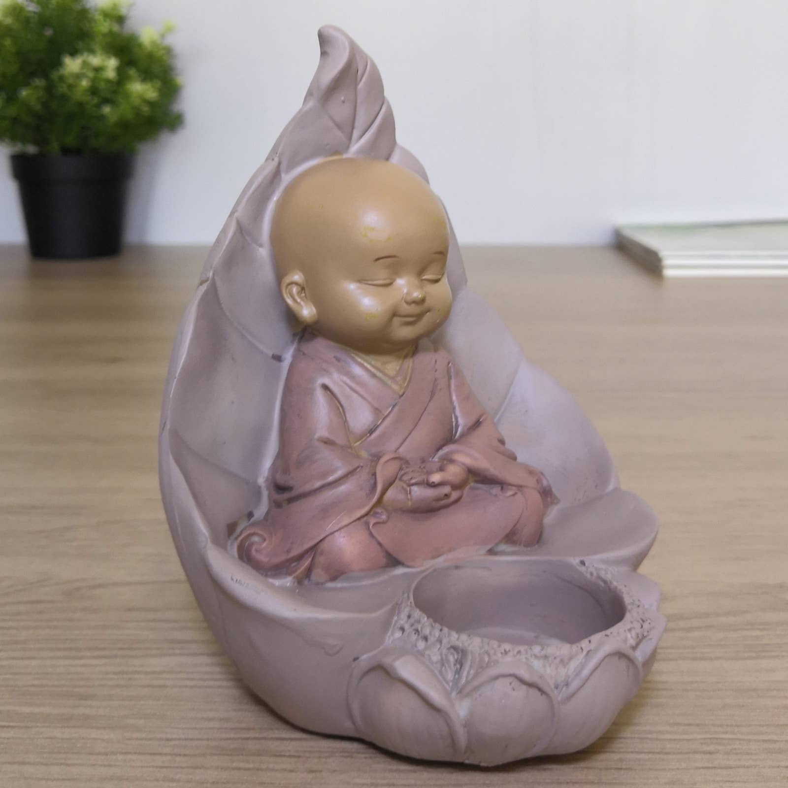 Buddha - tuikkukynttiläpidike