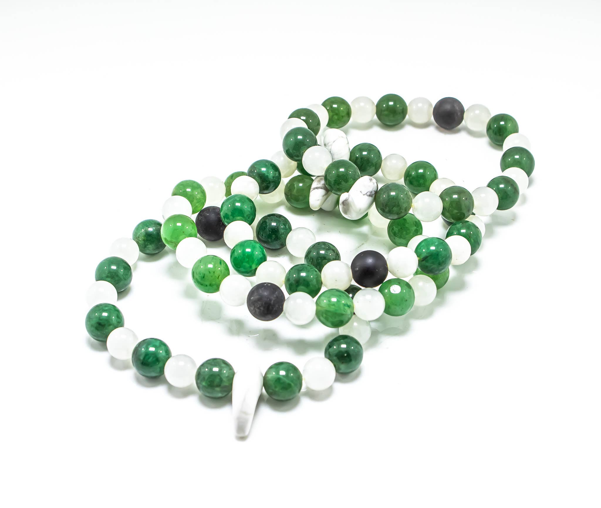 Howlite claw Bracelet