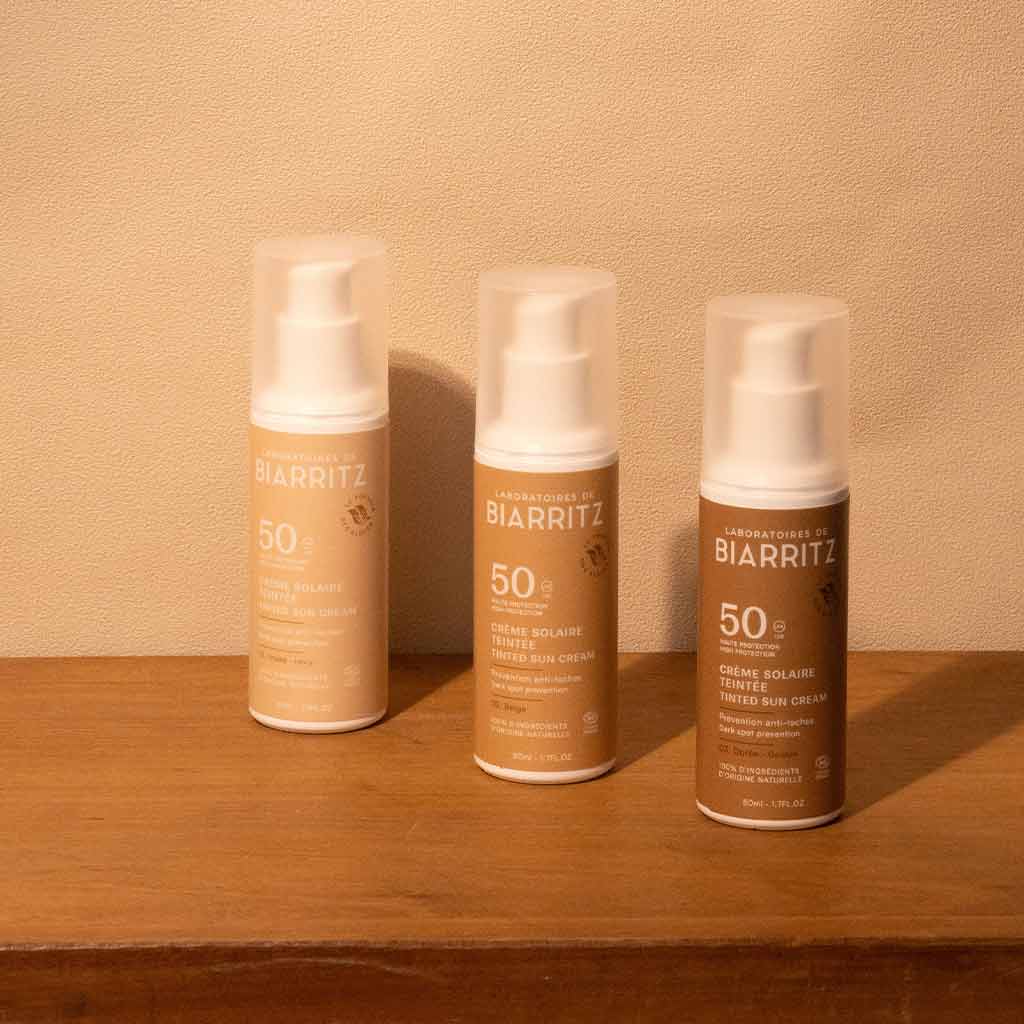 Tonad solkräm för ansiktet SPF50 Ivory 50ml